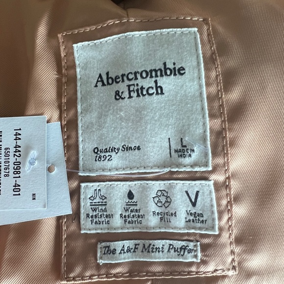 A&F Vegan Leather Mini Puffer - Picture 8 of 9